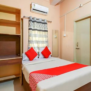 Super Hotel O Sidhu Kanhu & Banquet